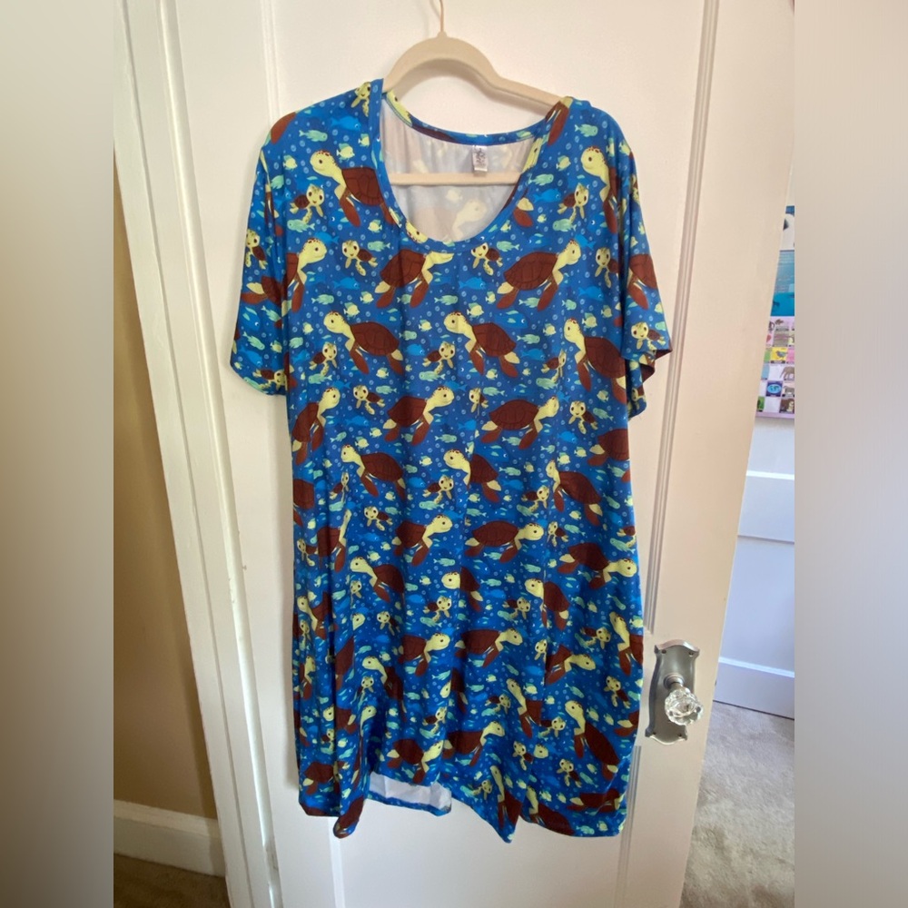 Ambrie Disney sea turtles dress- 4x pockets